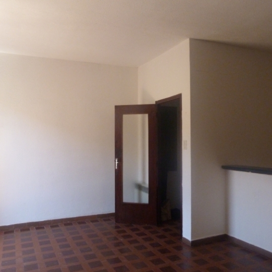  A MEZE IMMOBILIER : Appartement | MEZE (34140) | 60 m2 | 610 € 
