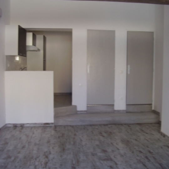  A MEZE IMMOBILIER : Appartement | MEZE (34140) | 40 m2 | 580 € 