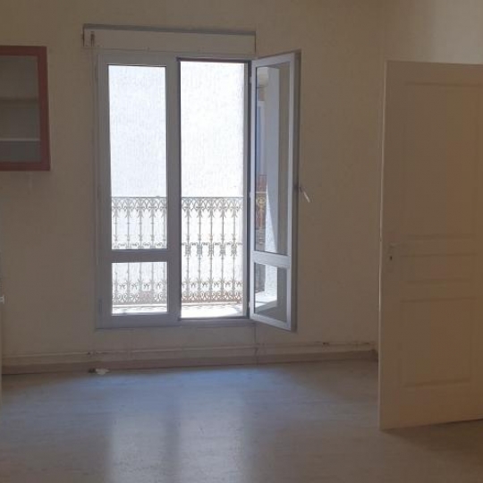  A MEZE IMMOBILIER : Appartement | MEZE (34140) | 26 m2 | 370 € 