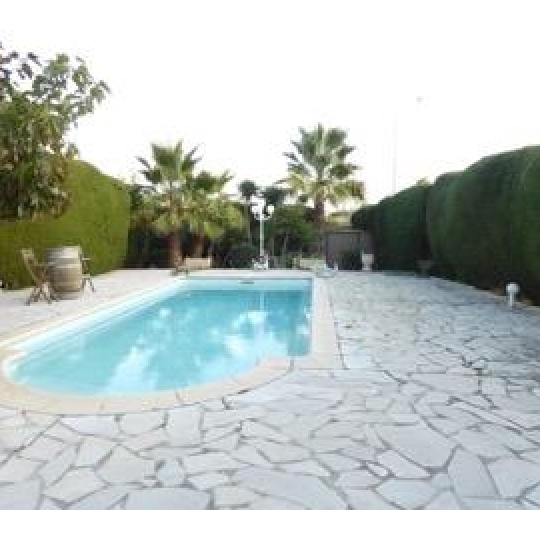  A MEZE IMMOBILIER : House | MEZE (34140) | 71 m2 | 295 000 € 