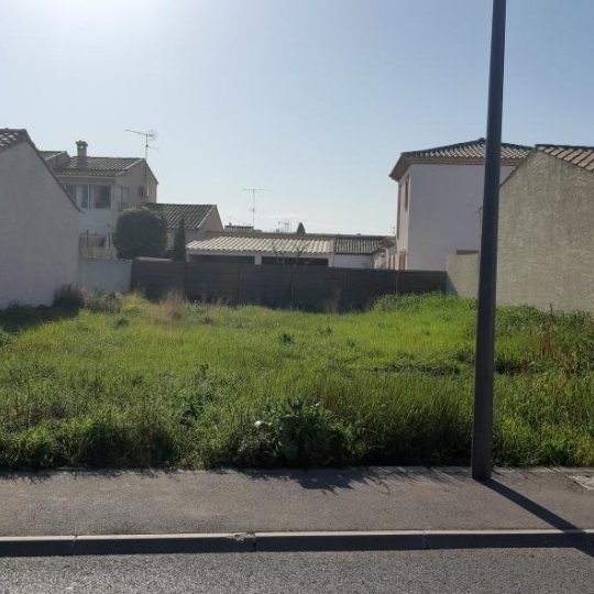  A MEZE IMMOBILIER : Terrain | MEZE (34140) | 300 m2 | 153 000 € 