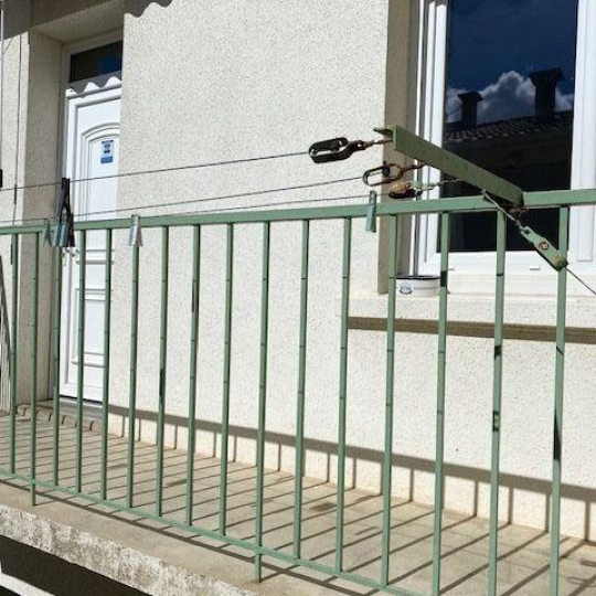  A MEZE IMMOBILIER : Appartement | MEZE (34140) | 53 m2 | 192 000 € 