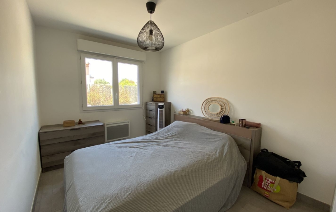 A MEZE IMMOBILIER : House | MEZE (34140) | 95 m2 | 1 120 € 