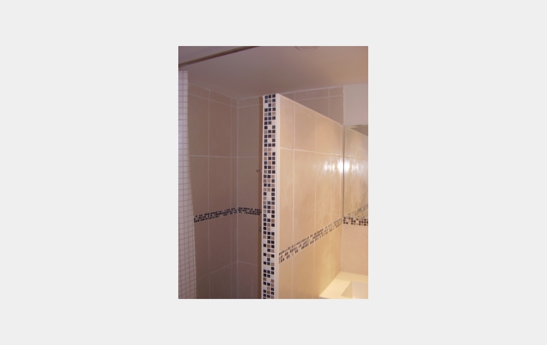 A MEZE IMMOBILIER : Appartement | MEZE (34140) | 40 m2 | 580 € 