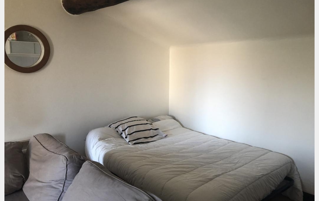 A MEZE IMMOBILIER : Appartement | MEZE (34140) | 35 m2 | 490 € 