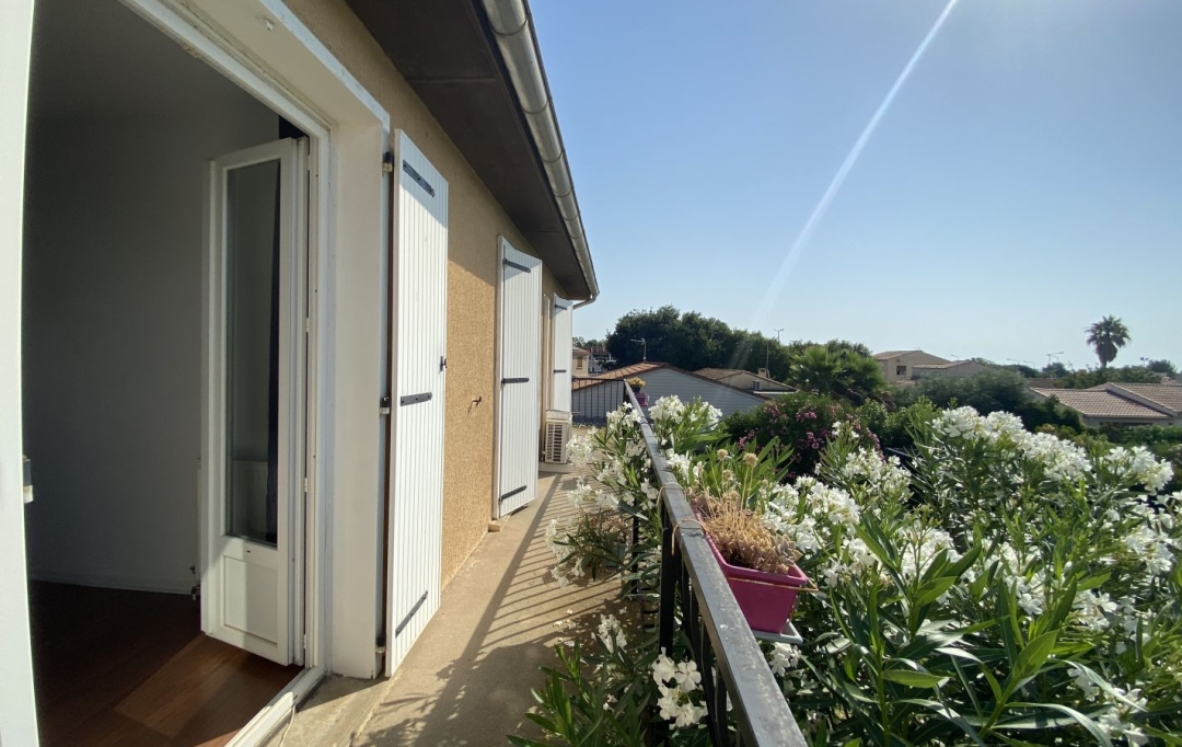 A MEZE IMMOBILIER : Maison / Villa | MEZE (34140) | 80 m2 | 1 050 € 