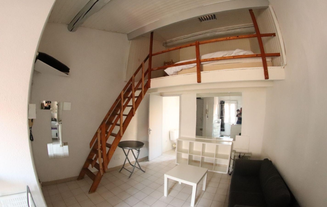 A MEZE IMMOBILIER : Apartment | MEZE (34140) | 21 m2 | 400 € 