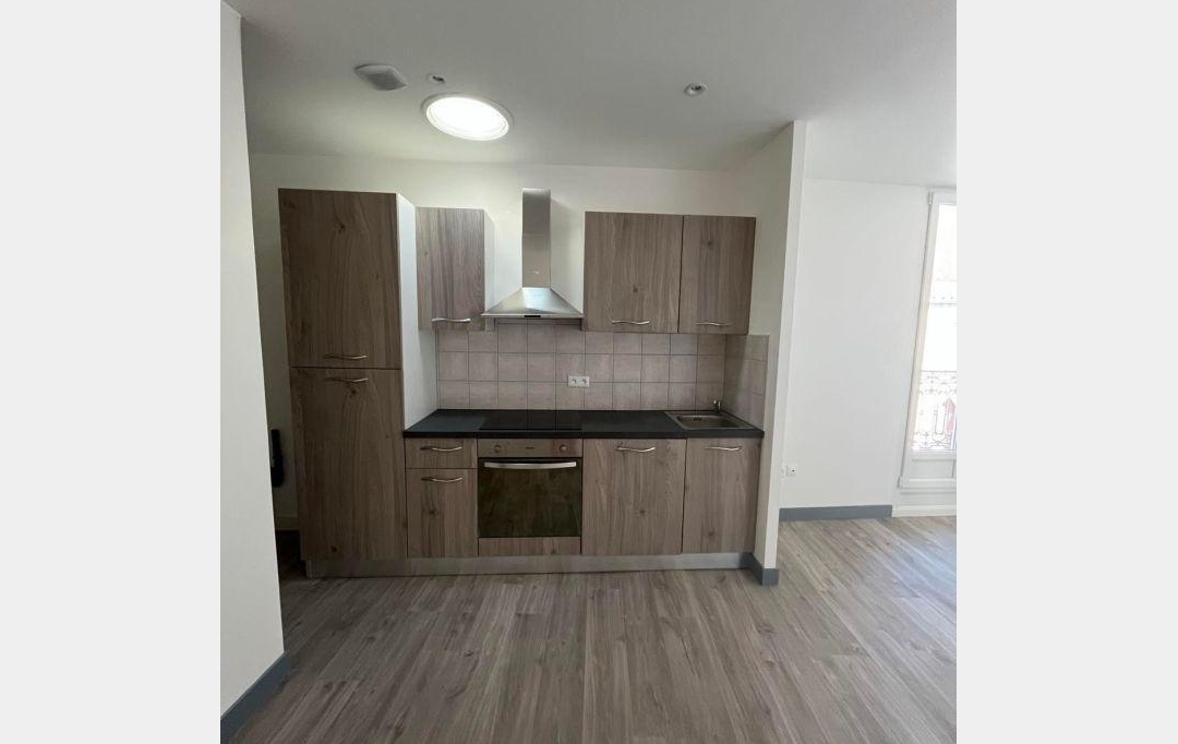 A MEZE IMMOBILIER : Apartment | MEZE (34140) | 30 m2 | 580 € 