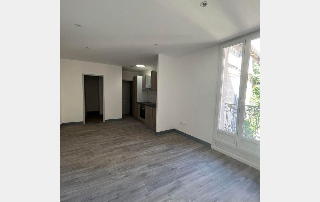 A MEZE IMMOBILIER : Apartment | MEZE (34140) | 30 m2 | 580 € 