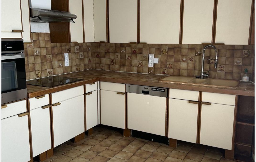 A MEZE IMMOBILIER : Appartement | MONTAGNAC (34530) | 94 m2 | 660 € 