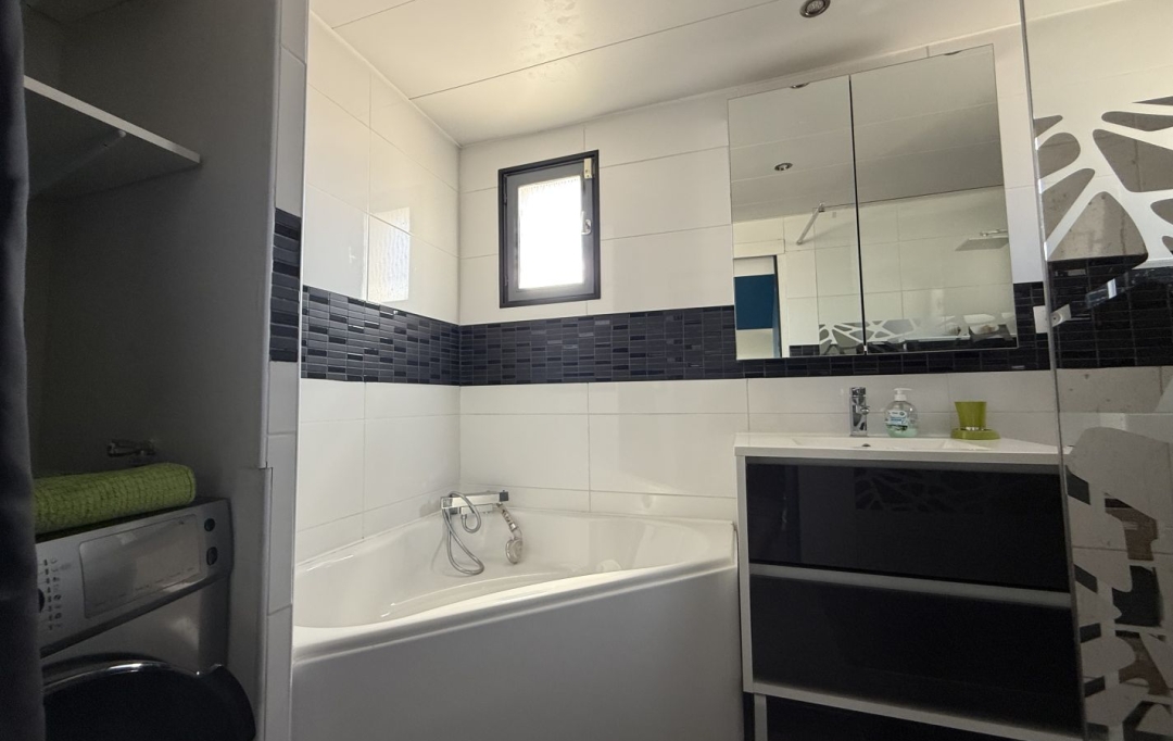A MEZE IMMOBILIER : Maison / Villa | LOUPIAN (34140) | 58 m2 | 1 050 € 