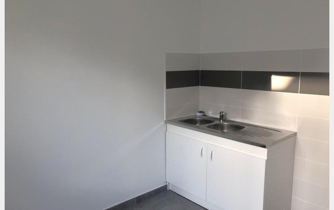 A MEZE IMMOBILIER : Appartement | MEZE (34140) | 53 m2 | 192 000 € 