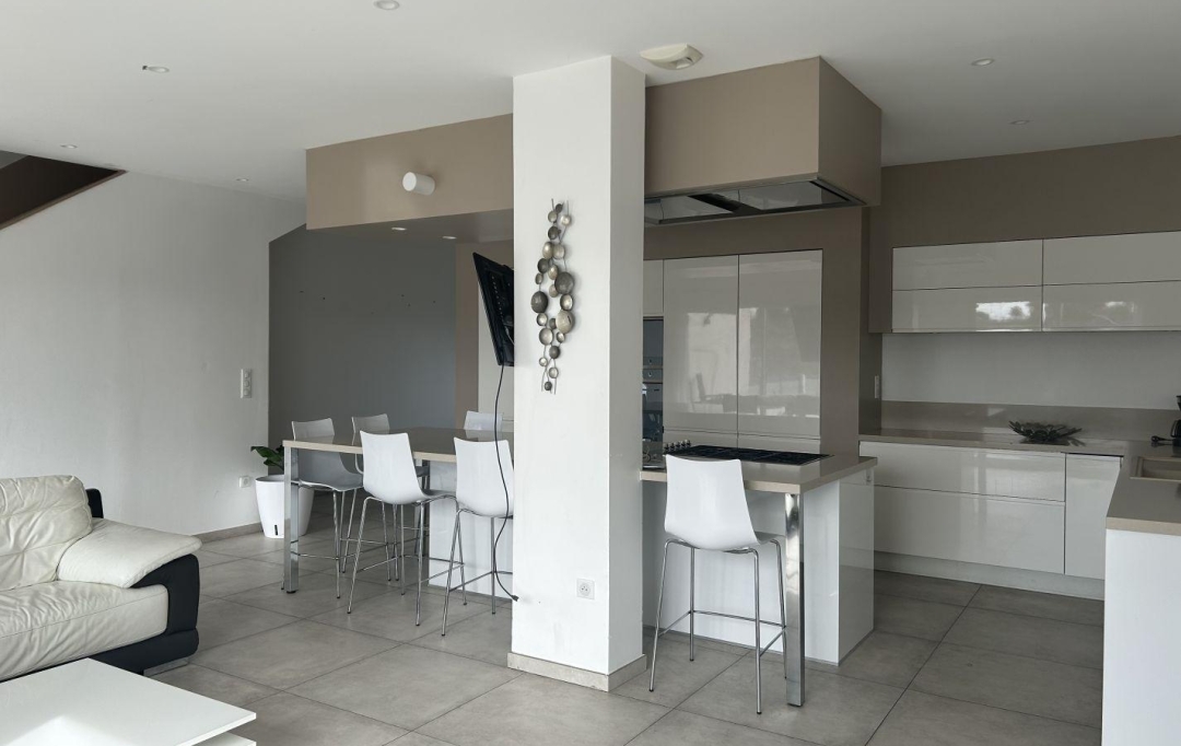 A MEZE IMMOBILIER : Maison / Villa | MEZE (34140) | 149 m2 | 586 000 € 