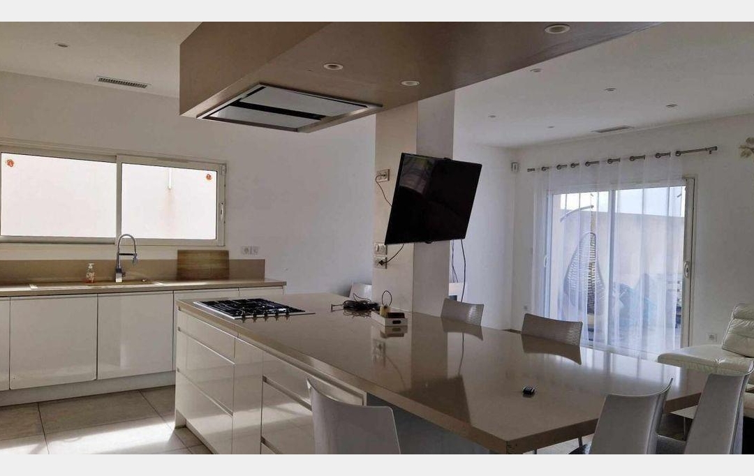 A MEZE IMMOBILIER : Maison / Villa | MEZE (34140) | 149 m2 | 586 000 € 