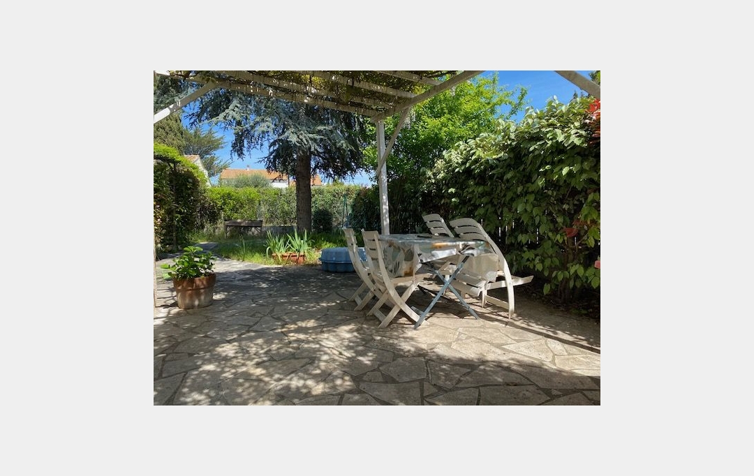 A MEZE IMMOBILIER : House | MEZE (34140) | 70 m2 | 340 000 € 