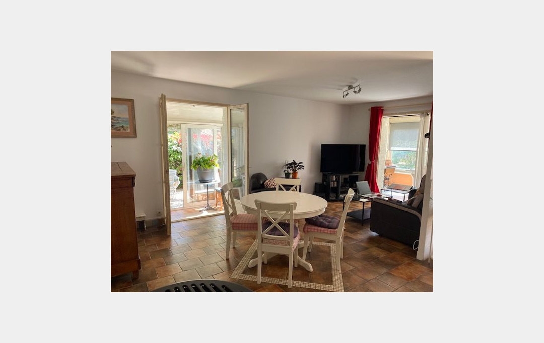 A MEZE IMMOBILIER : House | MEZE (34140) | 70 m2 | 340 000 € 