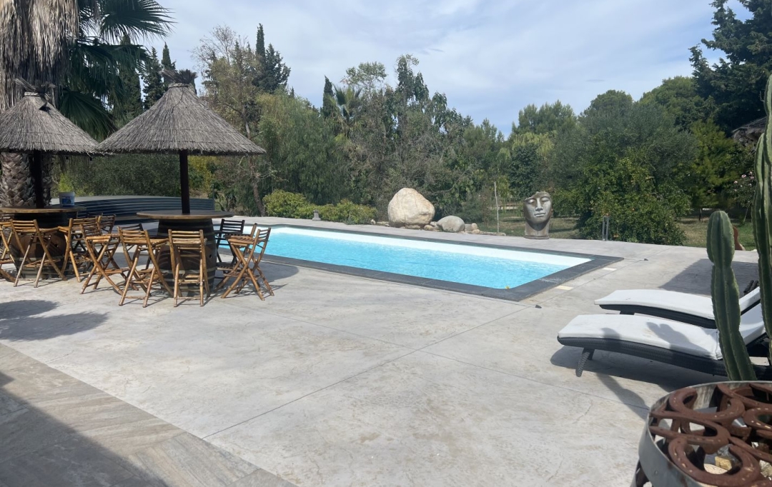 A MEZE IMMOBILIER : Maison / Villa | MEZE (34140) | 165 m2 | 1 236 000 € 