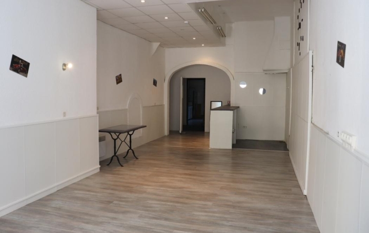 A MEZE IMMOBILIER : Office | MEZE (34140) | 70 m2 | 610 € 