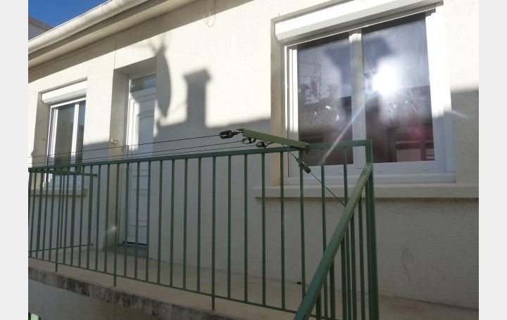 Appartement P3 MEZE 55 m2 755 € Appartement P3 MEZE 55 m2 755 €