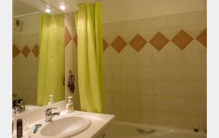 A MEZE IMMOBILIER : Appartement | MEZE (34140) | 50 m2 | 595 € 