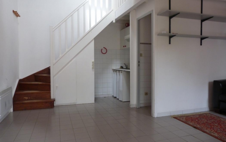 A MEZE IMMOBILIER : Maison / Villa | MEZE (34140) | 44 m2 | 560 € 