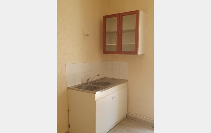 A MEZE IMMOBILIER : Appartement | MEZE (34140) | 26 m2 | 370 € 